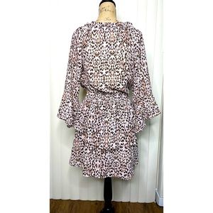 EXPRESS tiger color light dress. Size A. Brand New!